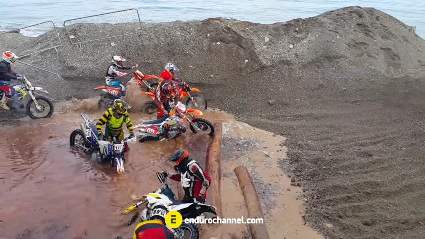FAIL & CRASH compilation | Red Bull Sea to Sky – Beach Race ( RAW VIDEO )