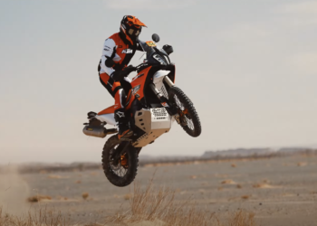 On the Sands of Morocco: The 2024 KTM 890 ADVENTURE R RALLY Expedition!