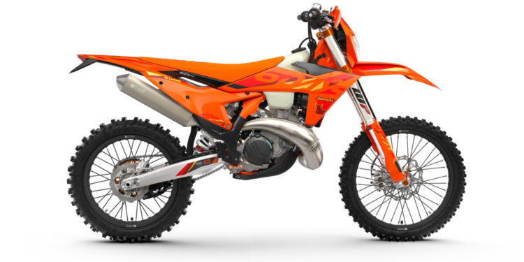 2025 KTM EXC and EXC-F Six Days Models for Spain!