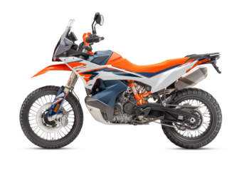 2025 KTM 890 Adventure R vs 790 Adventure: Which One Fits Your Adventure?