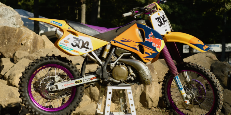 Manuel Lettenbichler Takes on Carson Brown with a 1996 KTM 300MXC!