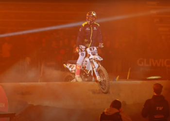 Billy Bolt Kicks Off the 2025 SuperEnduro Season with a Victory in Poland!