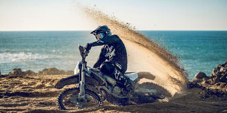 Triumph Unveils TF 250-E and TF 450-E: A New Era in Enduro Riding!