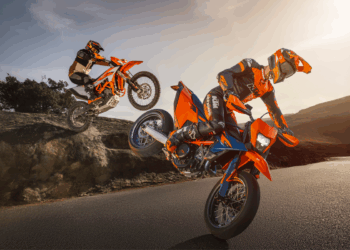 KTM Unveils the 2026 KTM 690 ENDURO R & 690 SMC R